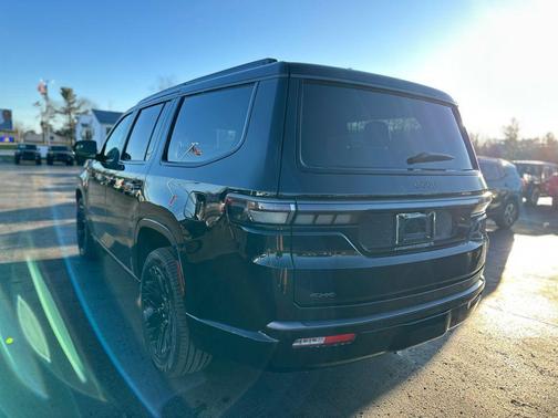 2026 Jeep Grand Wagoneer Limited Reserve 4x4