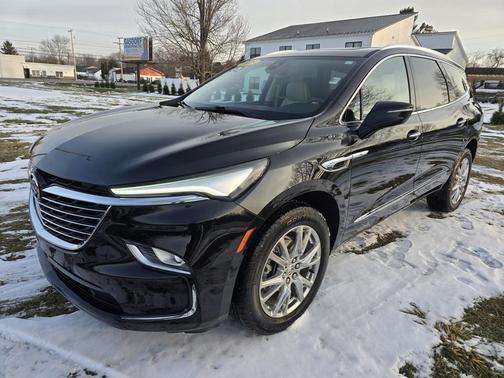 2023 Buick Enclave Essence FWD