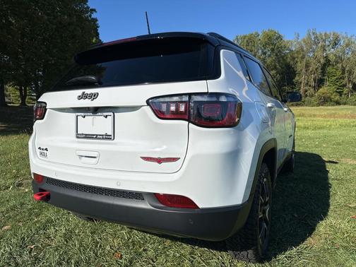 2026 Jeep Compass Trailhawk