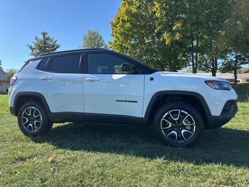2026 Jeep Compass Trailhawk