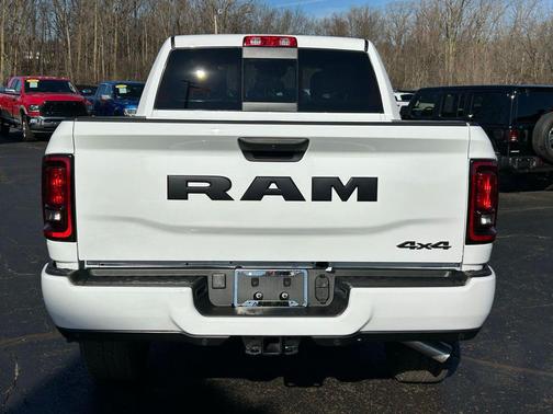 2026 RAM 2500 Black Express Crew Cab 4x4 6'4' Box