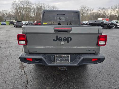 2020 Jeep Gladiator Sport S