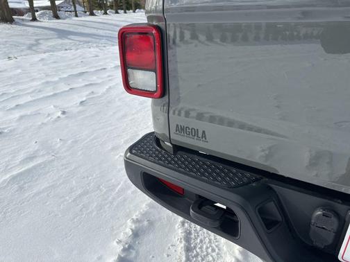 2020 Jeep Gladiator Sport S
