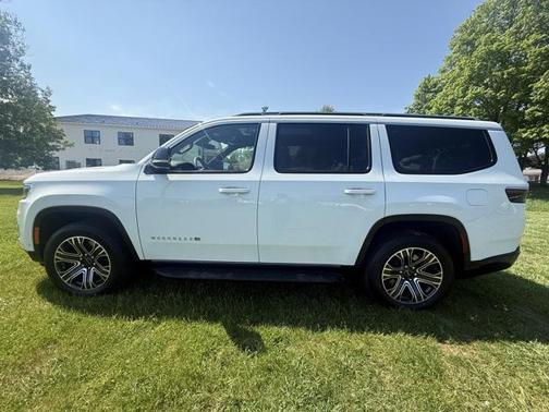 2025 Jeep Wagoneer 4x4