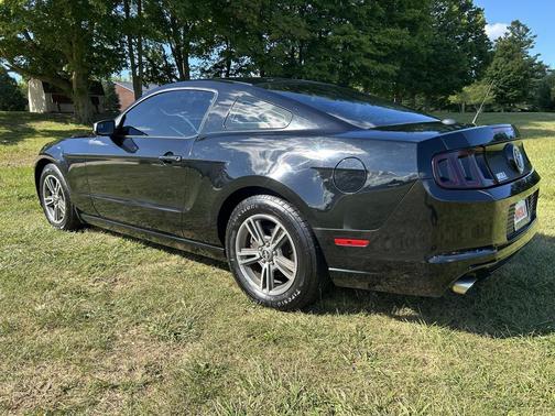 2013 Ford Mustang V6 Premium