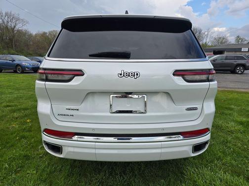 Bright White Clearcoat 2023 Jeep Grand Cherokee L Overland
