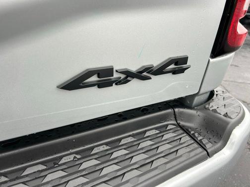 Silver Zynith 2026 RAM 2500 Black Express Crew Cab 4x4 6'4' Box