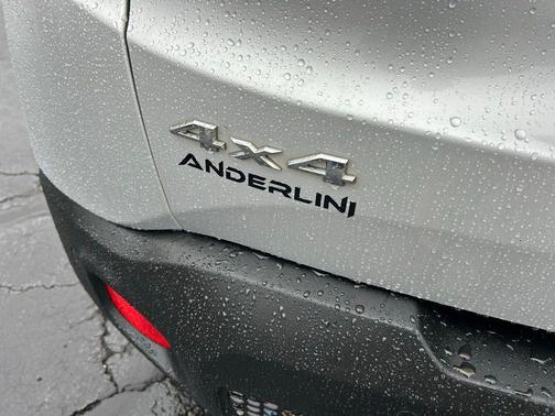 Glacier Metallic 2018 Jeep Renegade Limited