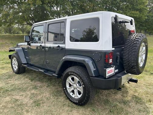 2017 Jeep Wrangler Unlimited Sahara