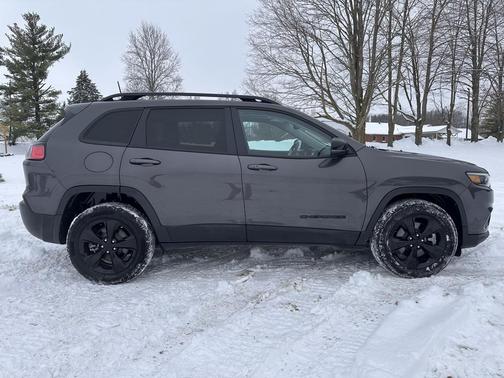 2023 Jeep Cherokee Altitude