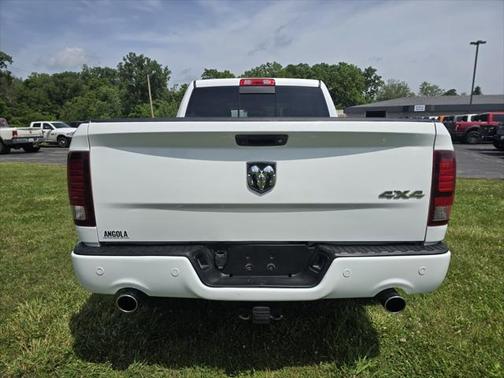 2016 RAM 1500 Sport