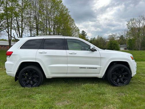 Ivory 3-Coat 2019 Jeep Grand Cherokee Overland