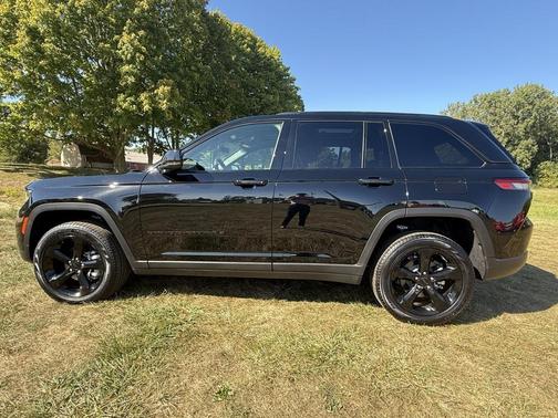 2025 Jeep Grand Cherokee Limited X