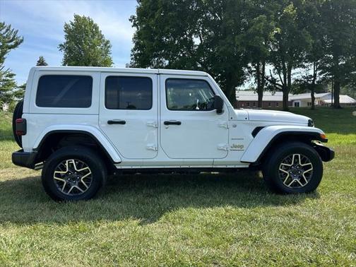 2024 Jeep Wrangler 4-Door Sahara 4x4