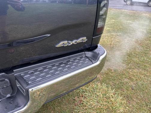 2022 RAM 3500 Big Horn Crew Cab 4x4 8' Box