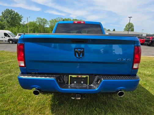Hydro Blue Pearlcoat 2019 RAM 1500 Express