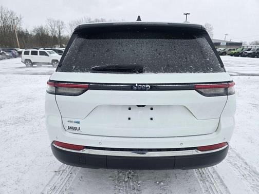 2023 Jeep Grand Cherokee 4xe Base