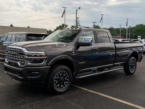 Granite Crystal Metallic Clearcoat 2026 RAM 3500 Longhorn