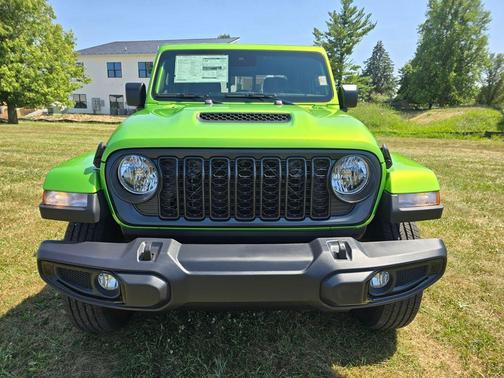 2025 Jeep Gladiator Sport S