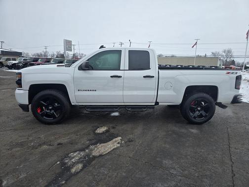 2018 Chevrolet Silverado 1500 2LT