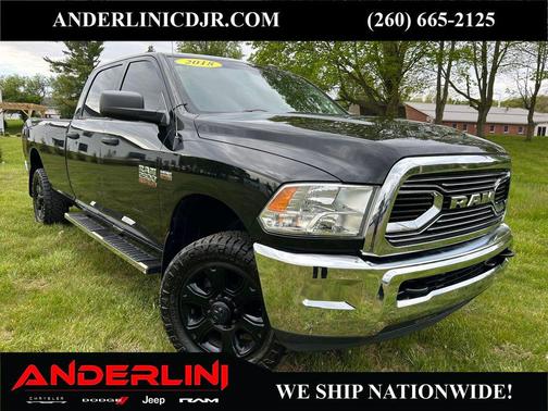 Brilliant Black Crystal Pearlcoat 2016 RAM 2500 Tradesman