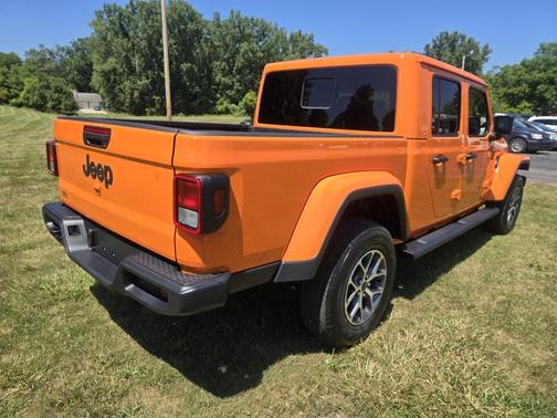 2025 Jeep Gladiator Sport S