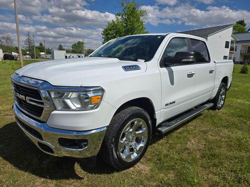 Bright White Clearcoat 2020 RAM 1500 Big Horn/Lone Star