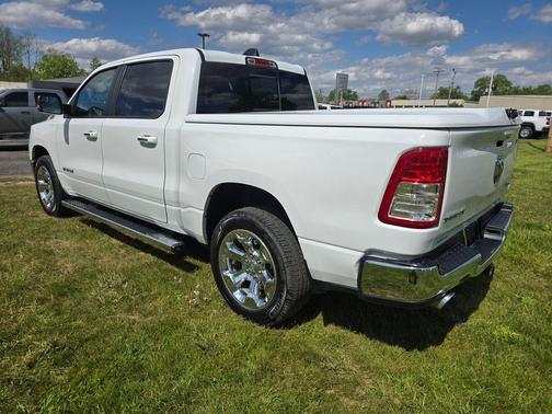 Bright White Clearcoat 2020 RAM 1500 Big Horn/Lone Star