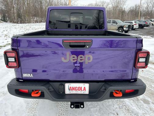 2026 Jeep Gladiator Mojave 4x4