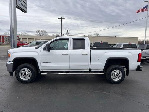 White Frost Tricoat 2018 GMC Sierra 2500 SLE
