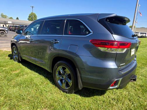 Shoreline Blue Pearl 2019 Toyota Highlander Limited