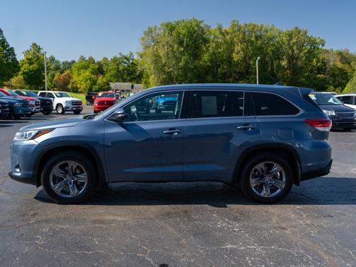 Shoreline Blue Pearl 2019 Toyota Highlander Limited