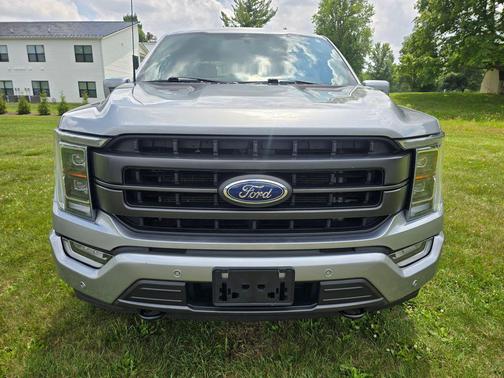 Iconic Silver Metallic 2023 Ford F-150 Lariat