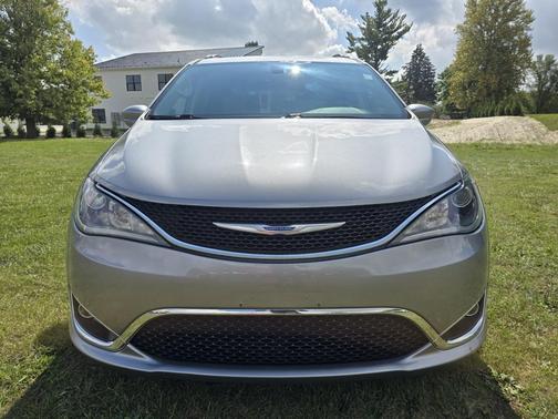 2018 Chrysler Pacifica Touring-L Plus