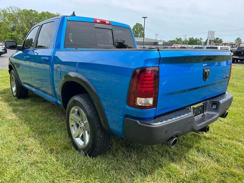 Hydro Blue Pearlcoat 2022 RAM 1500 Classic SLT