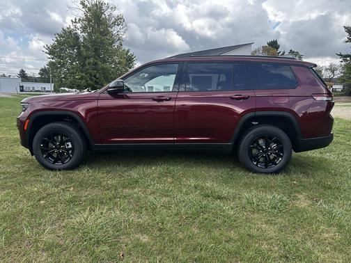 2025 Jeep Grand Cherokee L Altitude
