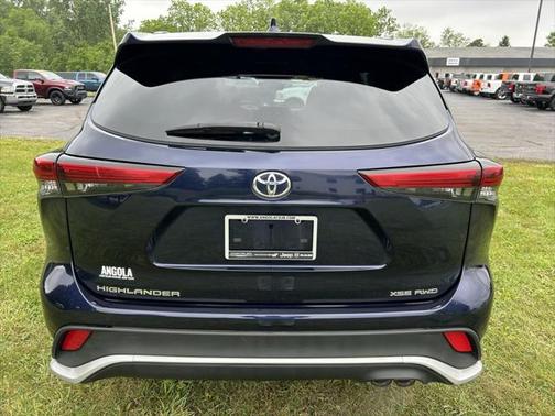 2022 Toyota Highlander XSE