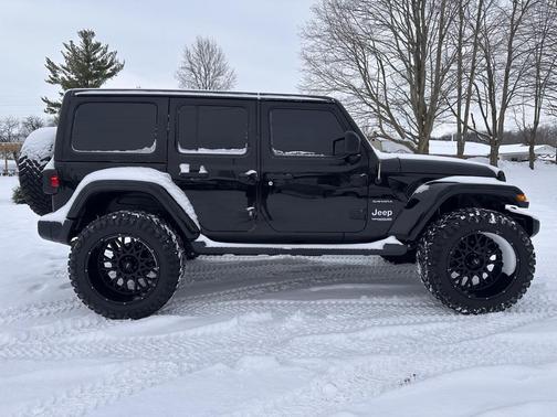 2020 Jeep Wrangler Unlimited Sahara