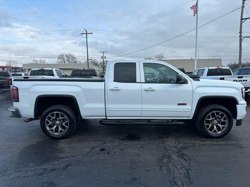 2017 GMC Sierra 1500 SLT