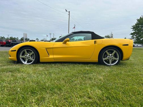 Millennium Yellow 2005 Chevrolet Corvette Base