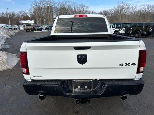 2021 RAM 1500 Classic SLT