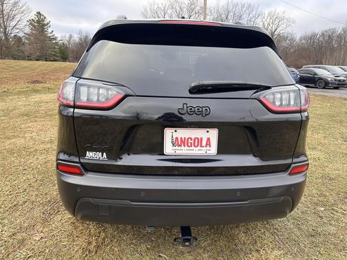 2023 Jeep Cherokee Altitude