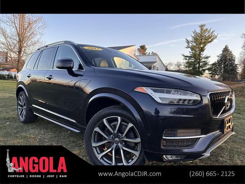 2017 Volvo XC90 T6 Momentum