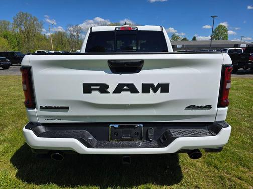 Bright White Clearcoat 2026 RAM 1500 Laramie