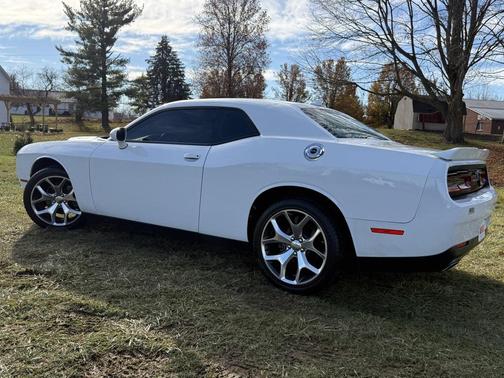 2015 Dodge Challenger SXT Plus