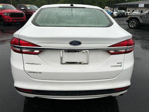 Oxford White 2018 Ford Fusion Hybrid SE