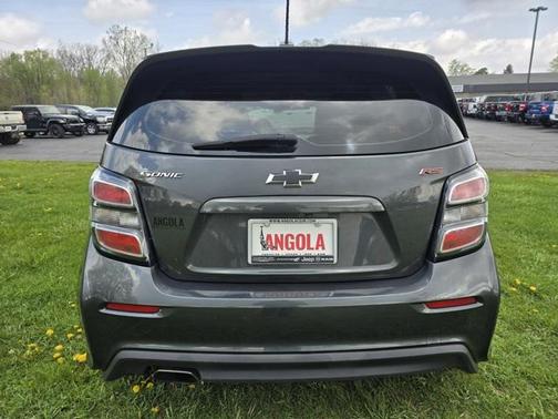 2020 Chevrolet Sonic FWD Hatchback LT 5-Door