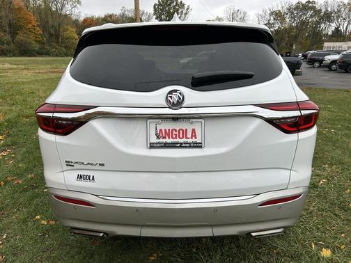 2020 Buick Enclave AWD Essence