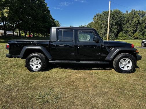 2020 Jeep Gladiator Sport S