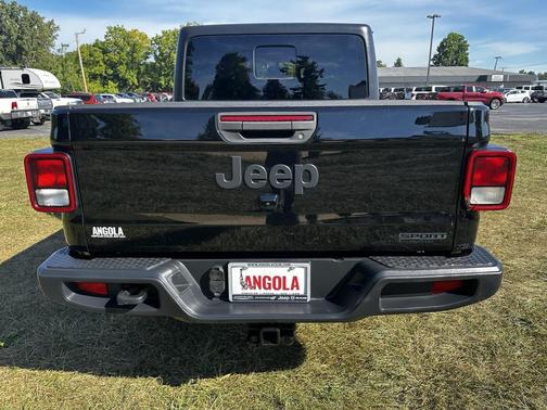 2020 Jeep Gladiator Sport S